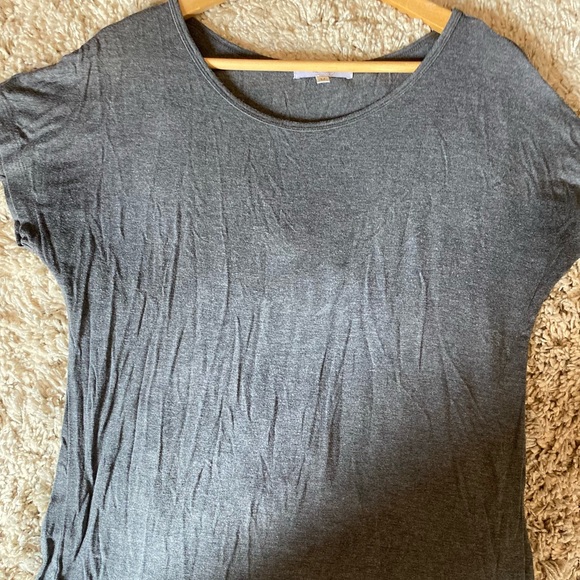 The Roster grey short sleeved t-shirt, size med - Picture 4 of 5